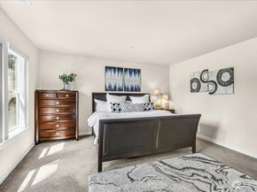 1615 Redmond Court NE, Renton WA 98056