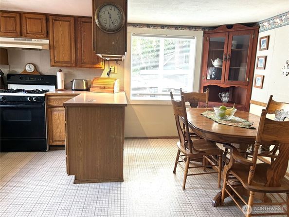 7707 203rd Street SW, Edmonds WA 98026