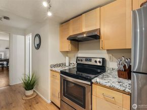 14620 NE 31st Street C306, Bellevue WA 98007