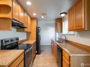 10211 SW Bank Road A & B, Vashon WA 98070