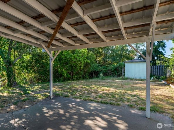 10211 SW Bank Road A & B, Vashon WA 98070