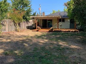 10211 SW Bank Road A & B, Vashon WA 98070