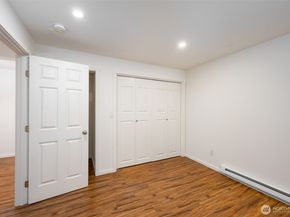 10211 SW Bank Road A & B, Vashon WA 98070
