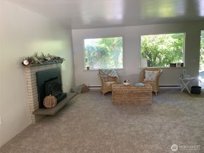 10211 SW Bank Road A & B, Vashon WA 98070