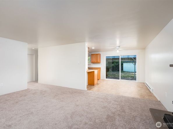 10211 SW Bank Road A & B, Vashon WA 98070