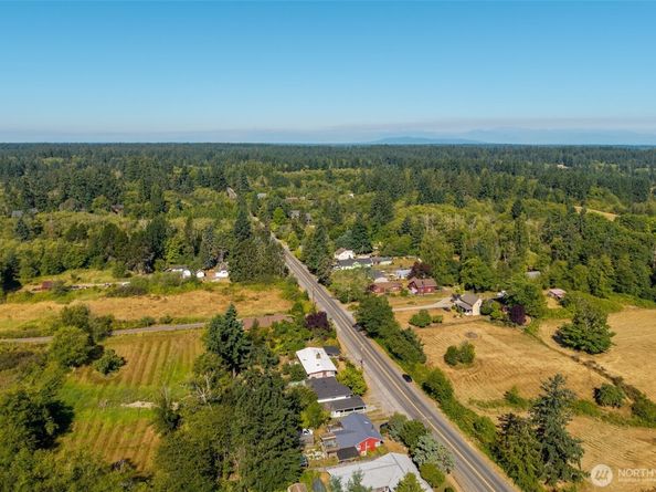 10211 SW Bank Road A & B, Vashon WA 98070