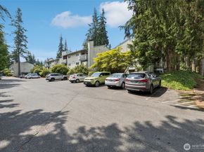 5806 200th Street SW F, Lynnwood WA 98036
