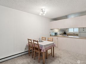 5806 200th Street SW F, Lynnwood WA 98036