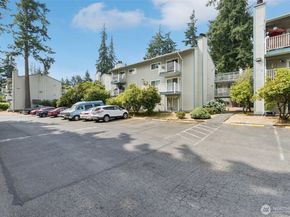 5806 200th Street SW F, Lynnwood WA 98036