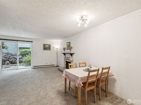 5806 200th Street SW F, Lynnwood WA 98036