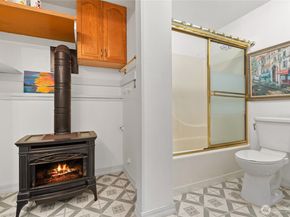 15212 Cascadian Way, Lynnwood WA 98087