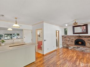 15212 Cascadian Way, Lynnwood WA 98087