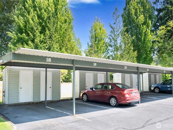 12323 NE 97th St E, Kirkland WA 98033