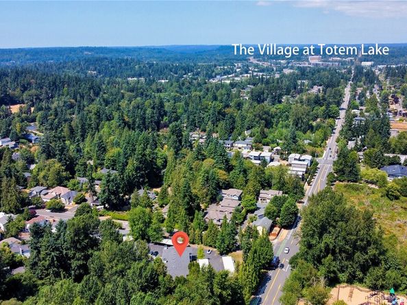 12323 NE 97th St E, Kirkland WA 98033