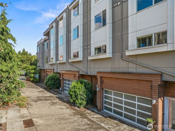 1616 E Yesler Way, Seattle WA 98122