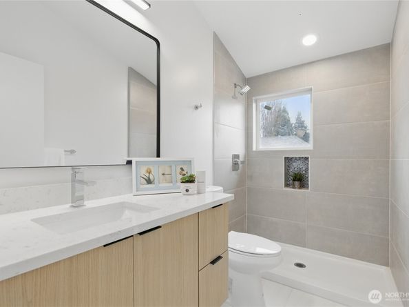 753 S Henderson Street, Seattle WA 98108