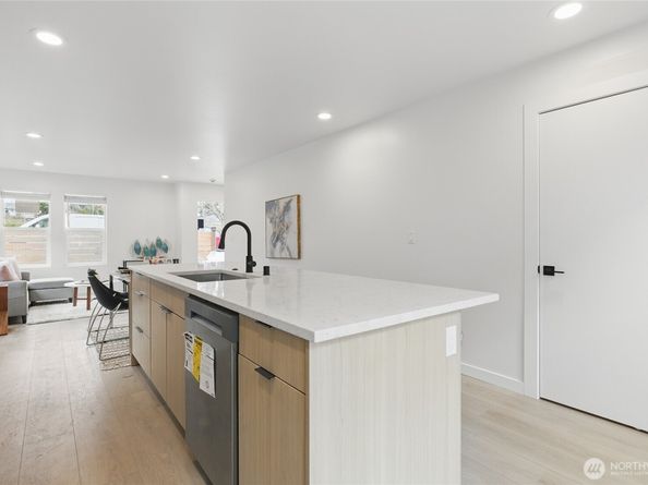 753 S Henderson Street, Seattle WA 98108