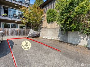 4219 Whitman Avenue N 2, Seattle WA 98103