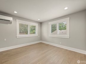 17228 NE 113th Court, Redmond WA 98052
