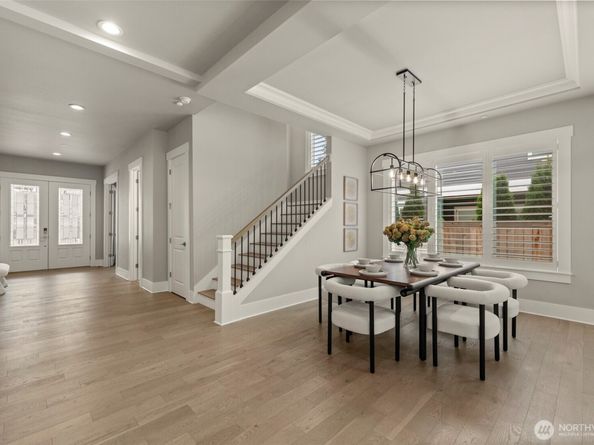 17228 NE 113th Court, Redmond WA 98052