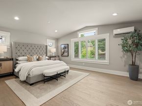 17228 NE 113th Court, Redmond WA 98052