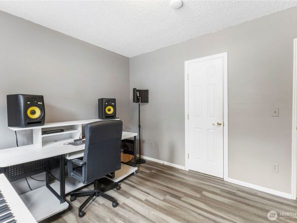 4705 S 272nd Street, Kent WA 98032