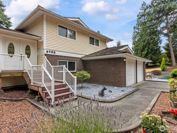 4705 S 272nd Street, Kent WA 98032