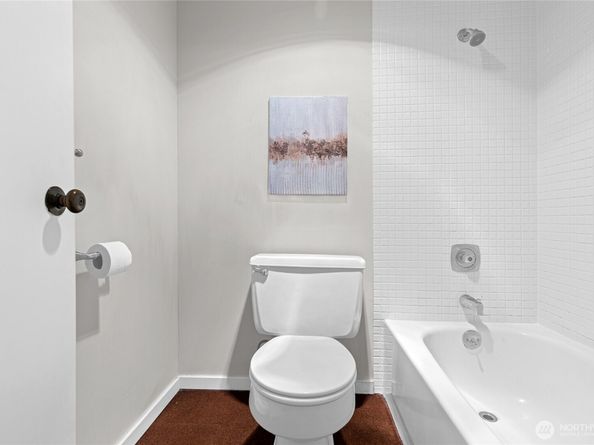 303 13th Avenue E 102, Seattle WA 98102
