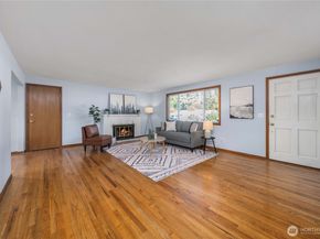 19213 136th Place SE, Renton WA 98058