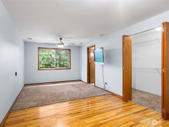 19213 136th Place SE, Renton WA 98058