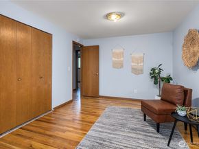 19213 136th Place SE, Renton WA 98058