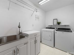 19213 136th Place SE, Renton WA 98058