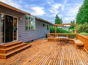 19213 136th Place SE, Renton WA 98058