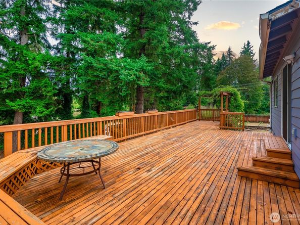 19213 136th Place SE, Renton WA 98058