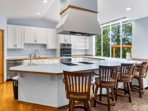 19213 136th Place SE, Renton WA 98058