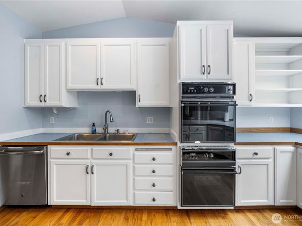 19213 136th Place SE, Renton WA 98058