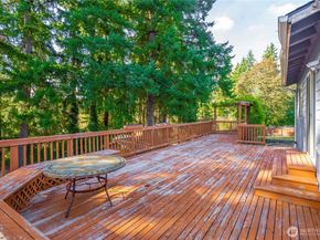 19213 136th Place SE, Renton WA 98058