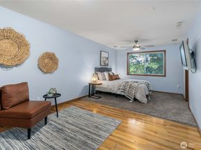 19213 136th Place SE, Renton WA 98058