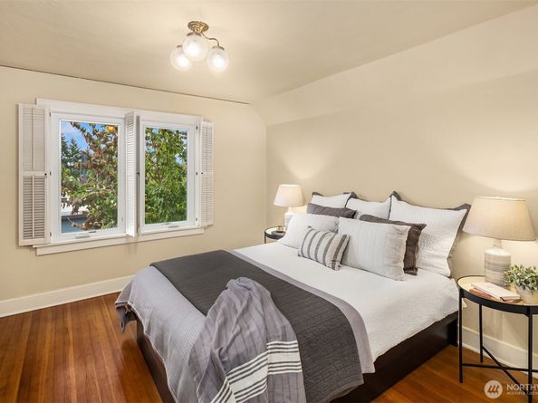 2410 E Highland Drive, Seattle WA 98112