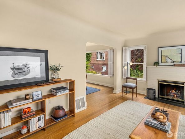 2410 E Highland Drive, Seattle WA 98112