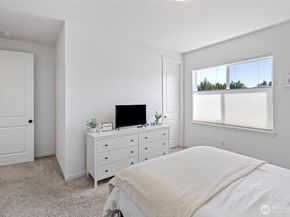4503 Wandering Way, Port Orchard WA 98367