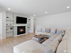 4503 Wandering Way, Port Orchard WA 98367