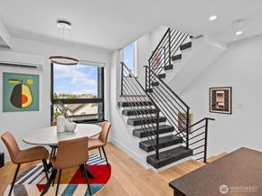 6537 35th Avenue SW D, Seattle WA 98126
