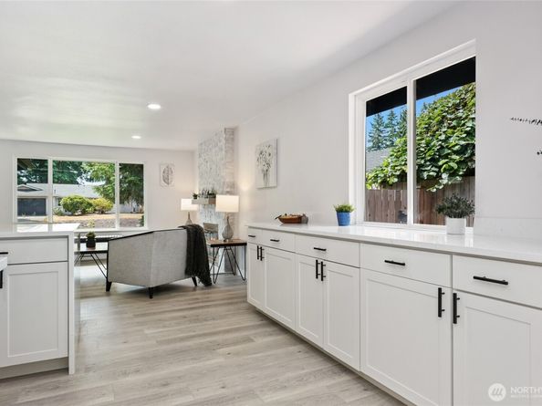 2131 105th Place SE, Everett WA 98208
