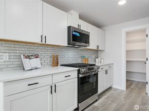 2131 105th Place SE, Everett WA 98208