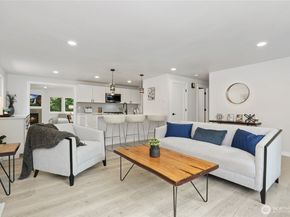 2131 105th Place SE, Everett WA 98208