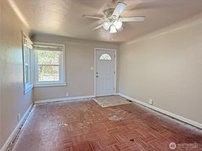 4115 W I Street, Bremerton WA 98312