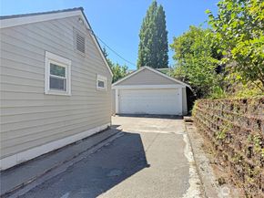 4115 W I Street, Bremerton WA 98312