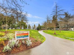 4003 E Newton Street, Seattle WA 98112