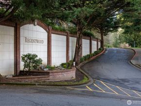 15917 Waynita Way NE E206, Bothell WA 98011